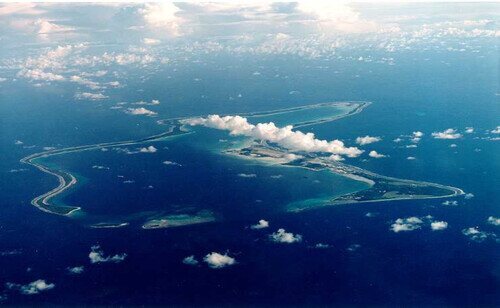 Diego García es un atolón del archipiélago de Chagos. La isla alberga una base militar estadounidense.