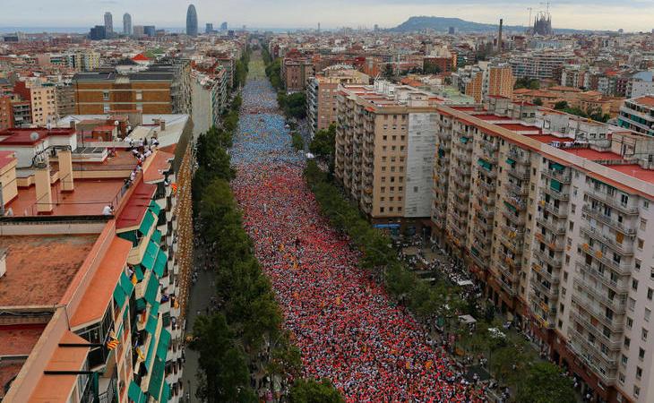 La independencia sale a la calle