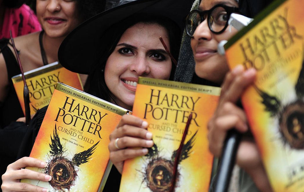 La fiebre por 'Harry Potter' vuelve a las librerías