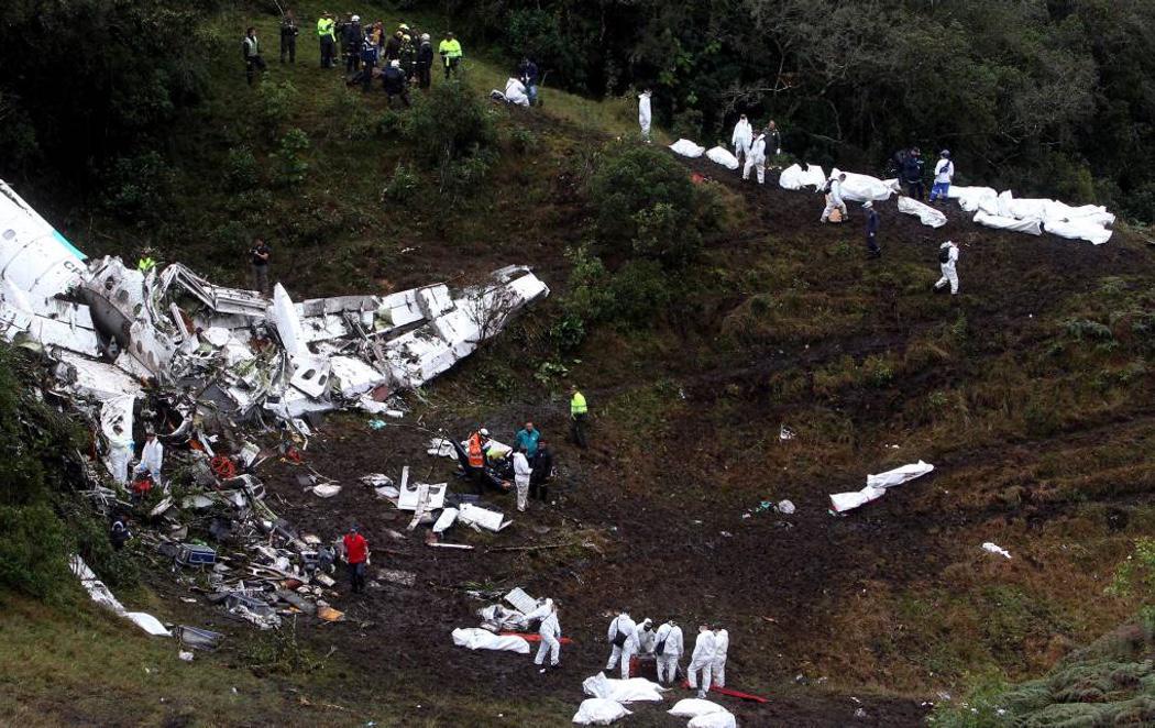 Al menos 75 muertos en un accidente de avión en el que viajaba un equipo de fútbol brasileño