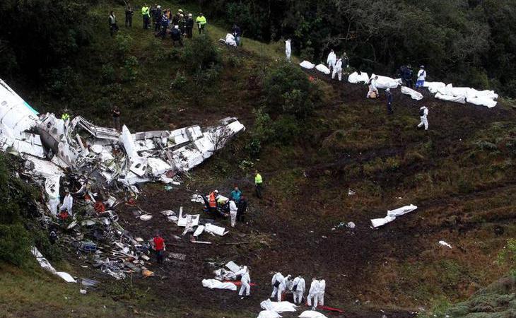 Al menos 75 muertos en un accidente de avión en el que viajaba un equipo de fútbol brasileño