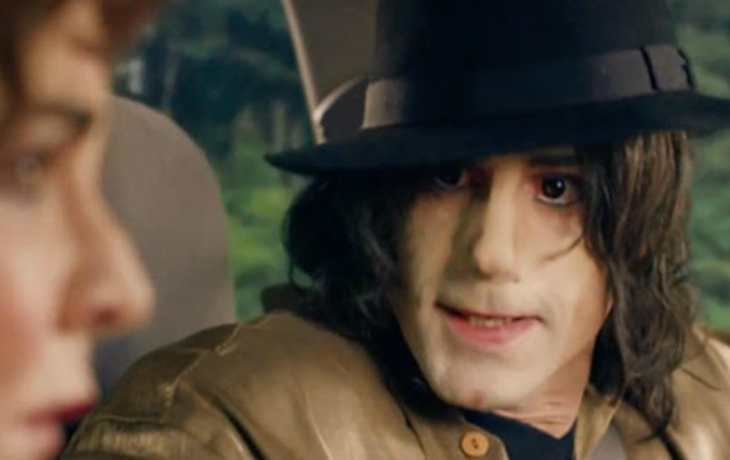 Primera imagen de Joseph Fiennes como Michael Jackson