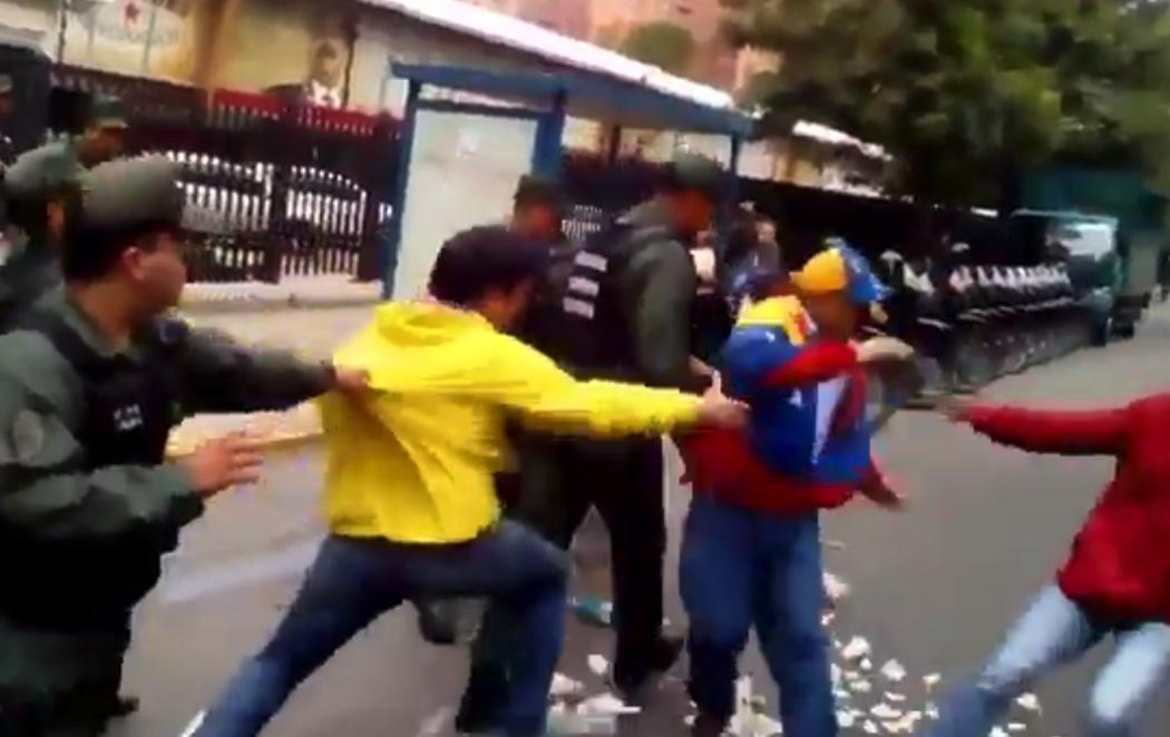 Tensión en las calles de Caracas entre acusaciones de Golpe de Estado