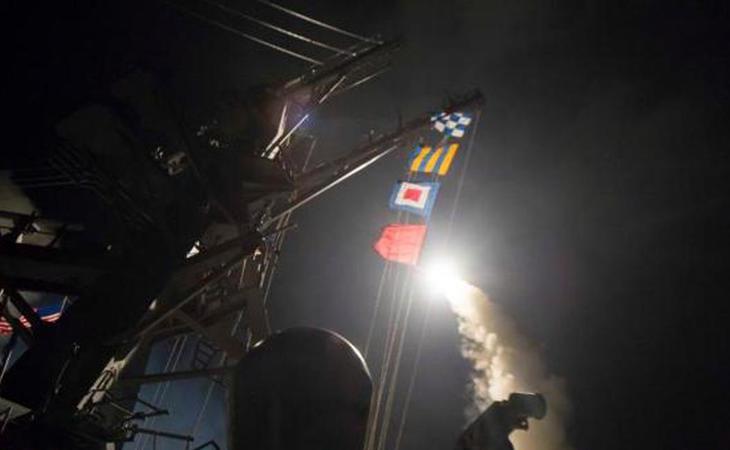 Trump lanza un misil desde la base de Rota contra Siria y mata a cuatro niños
