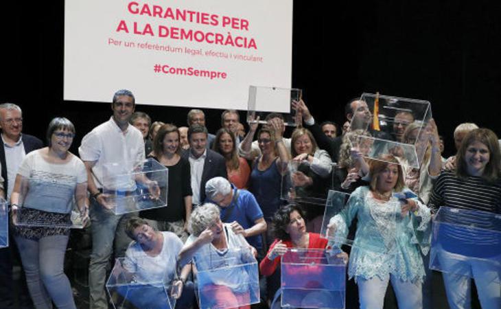 La Guardia Civil irrumpe en el Teatro Nacional de Cataluña para investigar un acto del referéndum