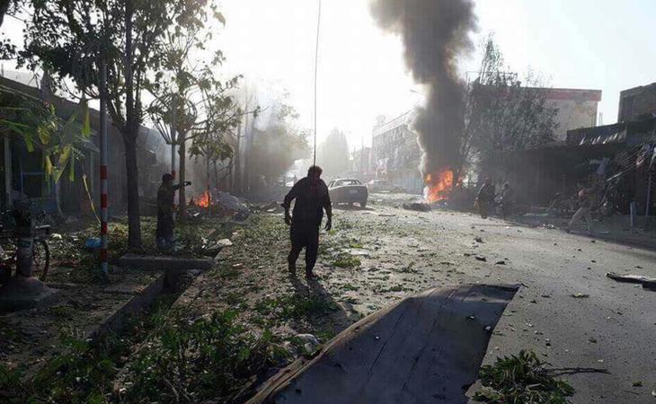 35 muertos y decenas de heridos en un atentado suicida en Kabul