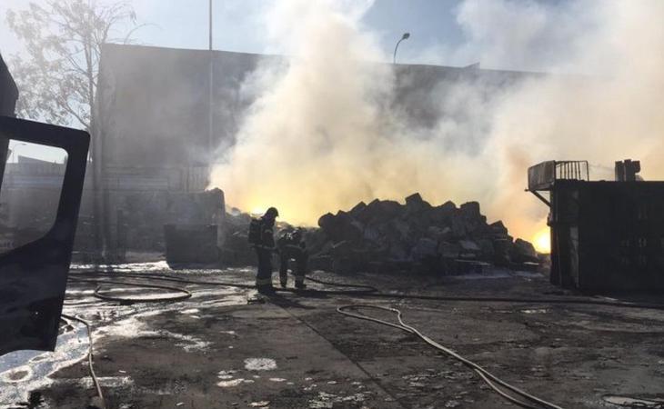 Nube tóxica en Madrid: las autoridades piden a los vecinos de tres municipios que permanezcan en sus casas