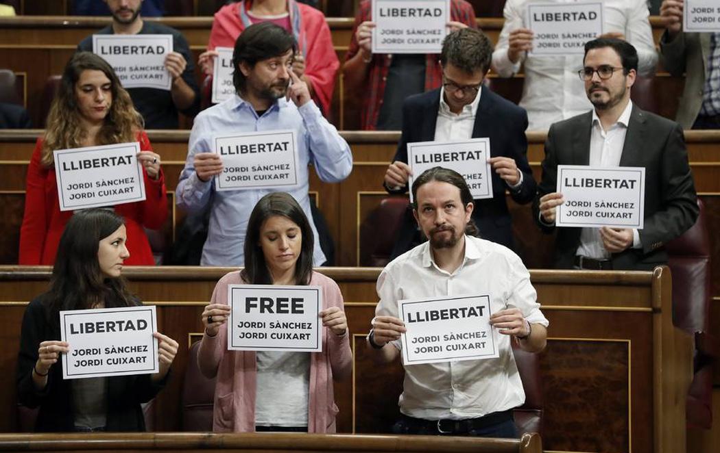 Unidos Podemos y PDeCAT piden la libertad de los "presos políticos"