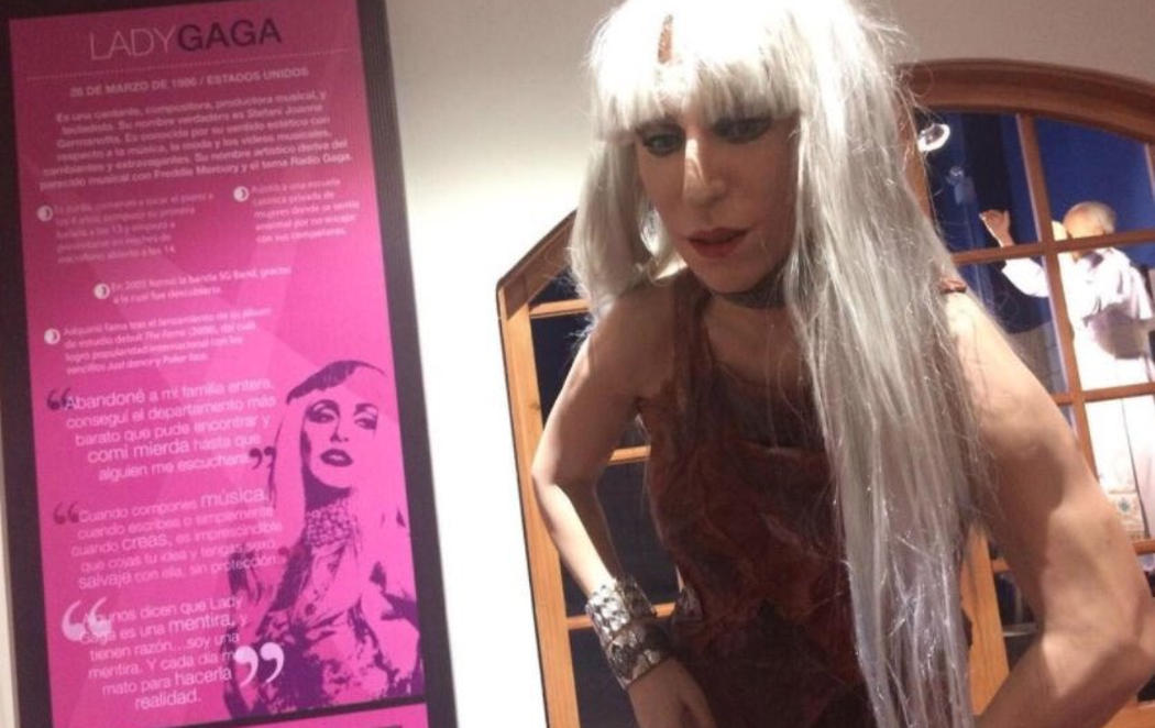 No vayas a visitar esta estatua de cera de Lady Gaga la noche de Halloween