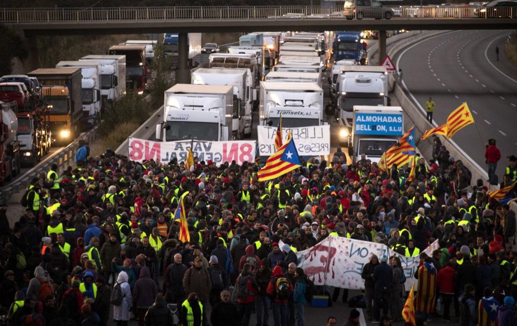 Cataluña vive otra jornada de huelga general con un menor seguimiento