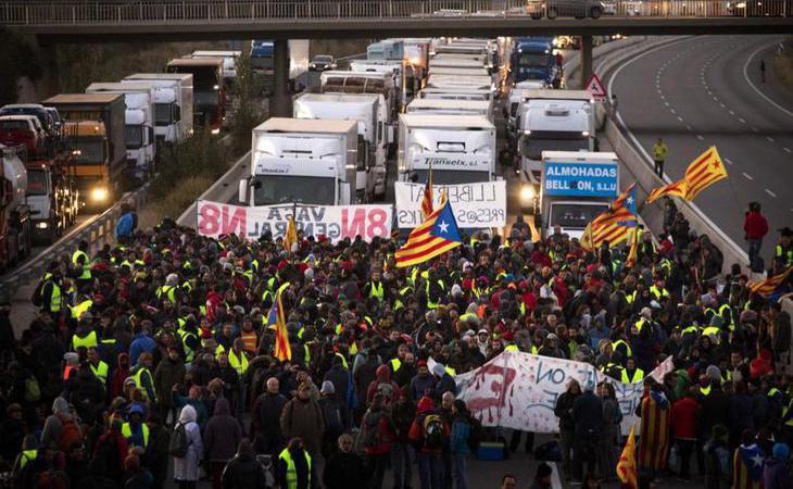 Cataluña vive otra jornada de huelga general con un menor seguimiento