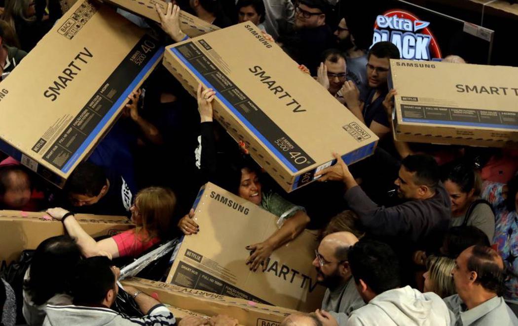 El Black Friday desata la locura consumista en todo el mundo