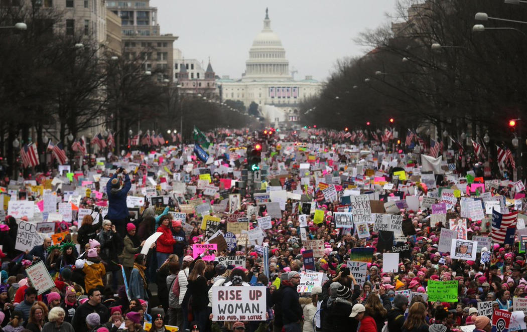 La Marcha de las Mujeres toma las calles cuando se cumple un año del gobierno de Trump