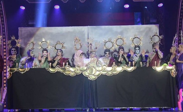 Drag Sethlas vuelve a vestirse de Virgen y escenifica 'La última cena'  en la Gala Drag Queen de Las Palmas