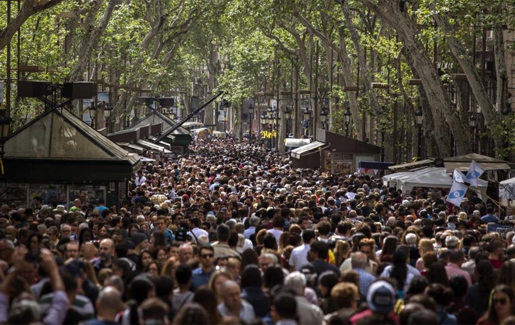 El día de Sant Jordi más reivindicativo en Cataluña