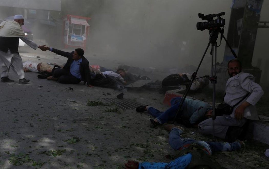 Un doble atentado en Kabul deja al menos 29 muertos, 9 de ellos periodistas