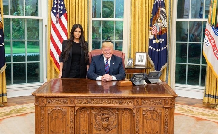 Donald Trump recibe en la Casa Blanca a Kim Kardashian