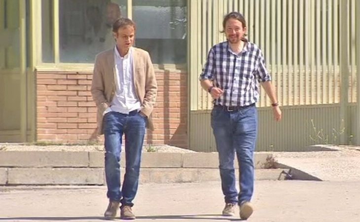 Pablo Iglesias visita en la cárcel a Jordi Cuixart y Jordi Sánchez