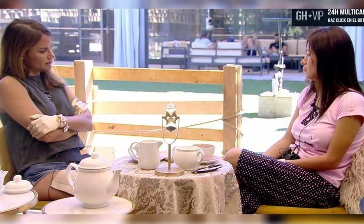 Mónica Hoyos y Miriam Saavedra intentan firmar la paz en 'GH VIP 6' tomando el té