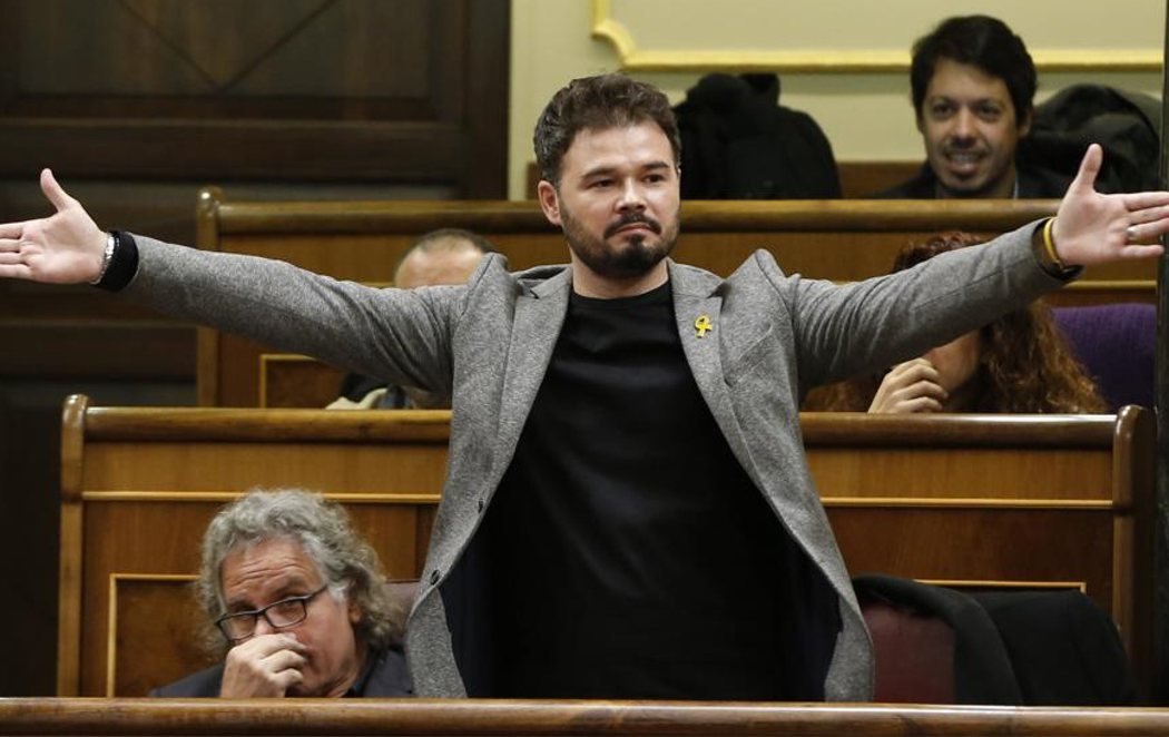 Rufián, expulsado del pleno del Congreso tras una fuerte bronca con Borrell