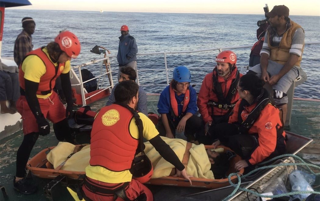 Pedro Sánchez ordena enviar el pesquero valenciano con refugiados 'Nuestra Señora de Loreto' a Malta