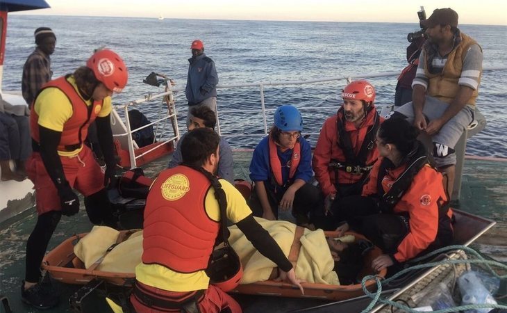 Pedro Sánchez ordena enviar el pesquero valenciano con refugiados 'Nuestra Señora de Loreto' a Malta