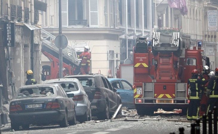 Tres muertos y medio centenar de heridos en una explosión en una panadería de París