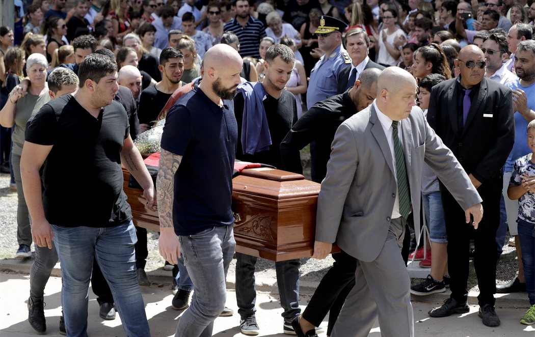 Funeral de Emiliano Sala: así ha sido la emotiva despedida al astro argentino