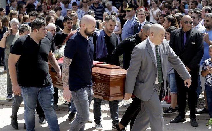 Funeral de Emiliano Sala: así ha sido la emotiva despedida al astro argentino