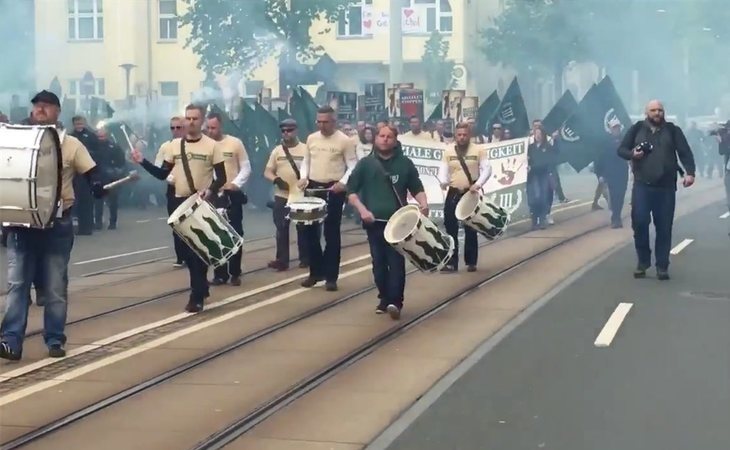 Conmoción en Alemania por la celebración de un desfile de neonazis uniformados