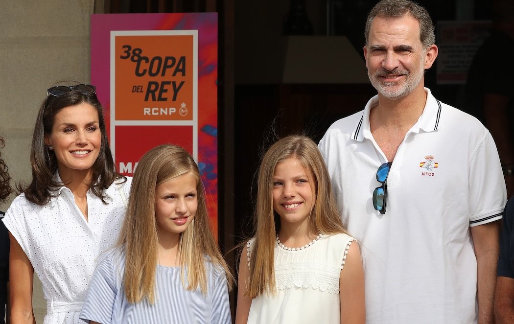 Los reyes Felipe y Letizia comienzan sus vacaciones en Mallorca junto a sus hijas