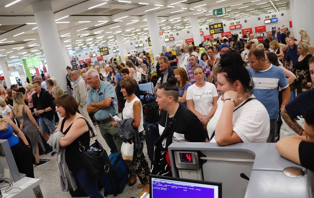 600.000 turistas afectados tras la quiebra del gigante de viajes Thomas Cook