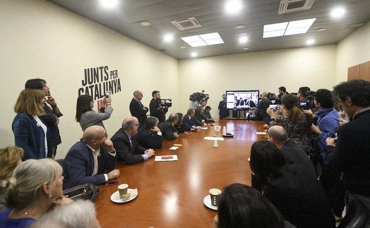 Puigdemont celebra la sentencia de Junqueras: "La próxima reunión que hagamos será en Cataluña"