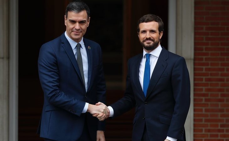 Reunión entre Pedro Sánchez y Pablo Casado en mitad de la tensión entre PSOE y PP