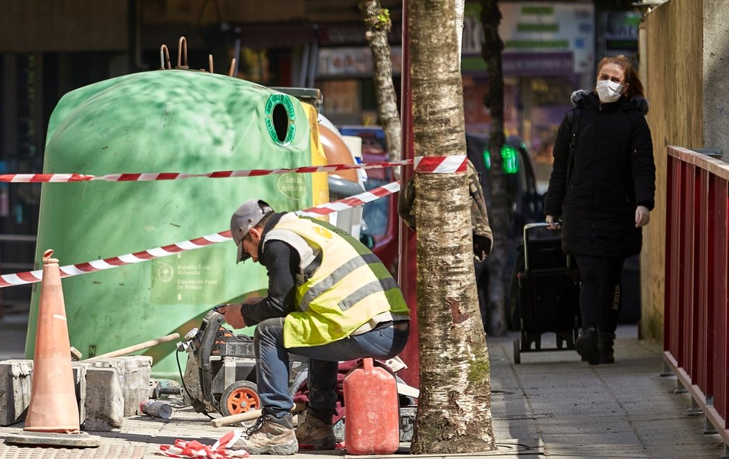 El sector de la construcción continua en plena crisis del coronavirus a la espera de posibles restricciones