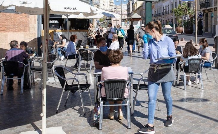 Media España arranca la Fase 1 con la reapertura de terrazas y comercios