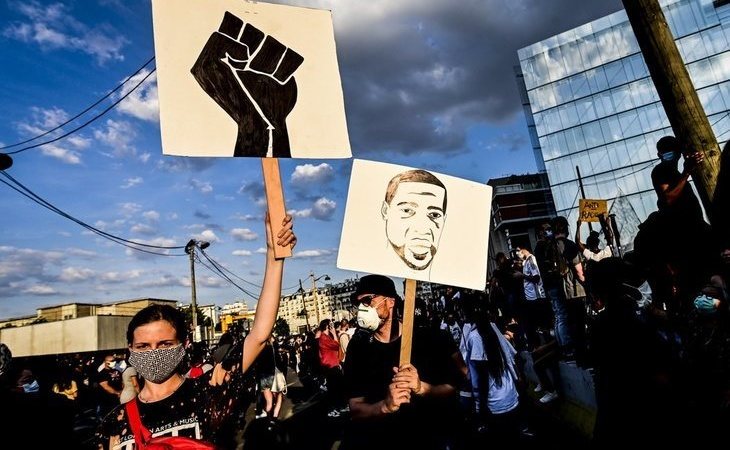 Las protestas antirracistas por la muerte de George Floyd se multiplican también en Europa