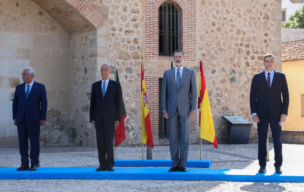 Acto solemne de reapertura de la frontera entre España y Portugal