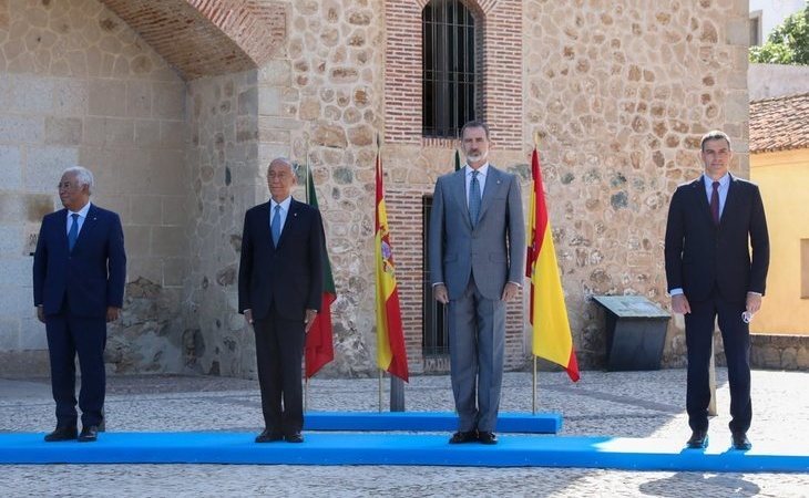 Acto solemne de reapertura de la frontera entre España y Portugal