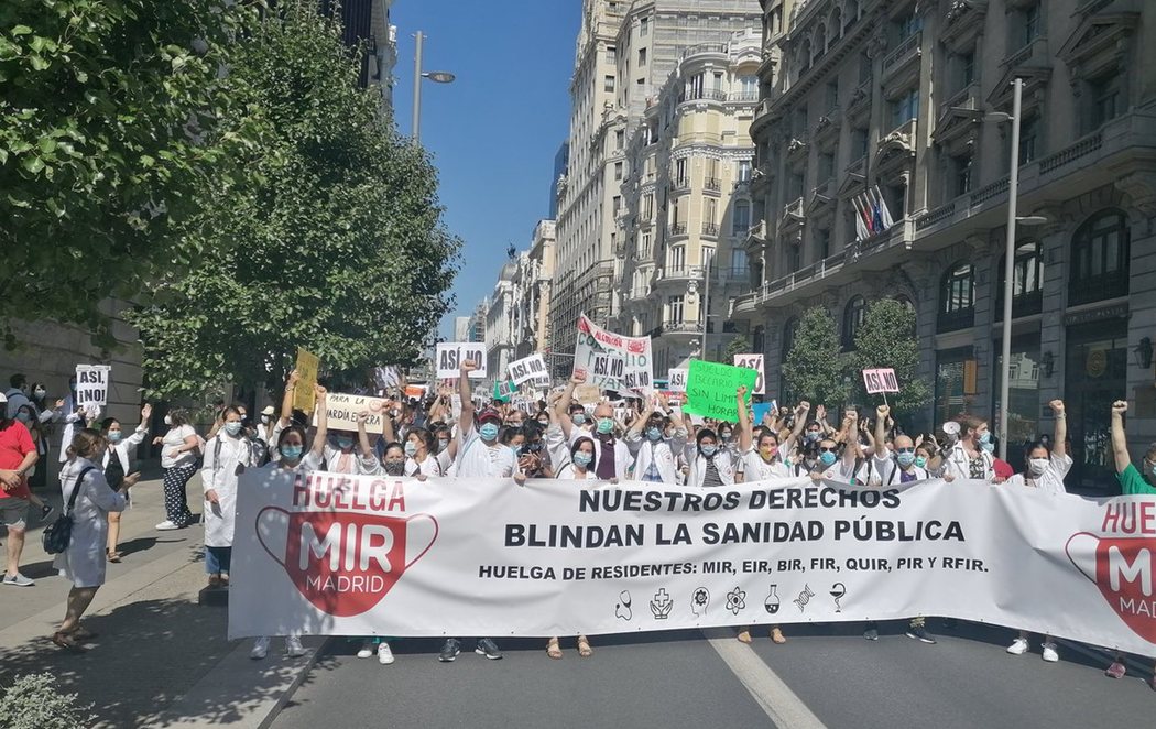 Huelga MIR en Madrid por unas condiciones laborales dignas