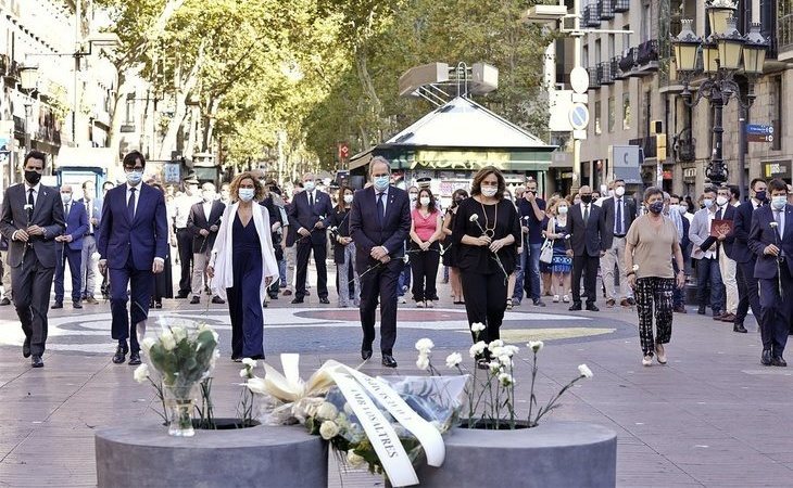 Homenaje marcado por el coronavirus a las víctimas de los atentados de Las Ramblas y Cambrils