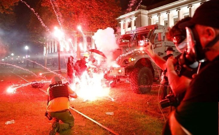 Wisconsin moviliza al Ejército ante la ola de disturbios raciales