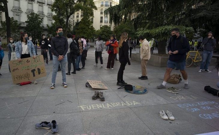 Gran manifestación contra la emergencia climática en Madrid con guiño a quienes no han acudido por los confinamientos