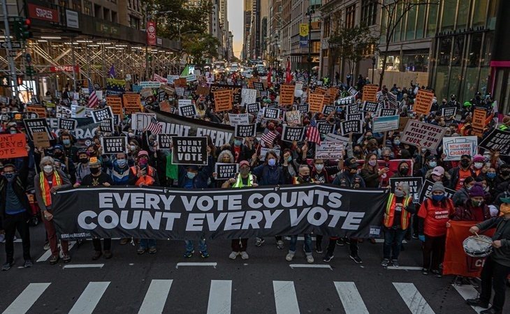 Decenas de detenidos en Nueva York durante las protestas contra el presidente Donald Trump