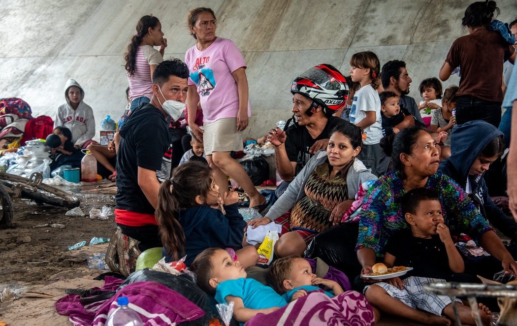 El huracán Eta azota Honduras y Guatemala deja al menos un centenar de muertos