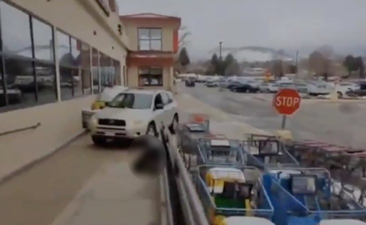 Al menos diez muertos en un tiroteo en un supermercado en Colorado