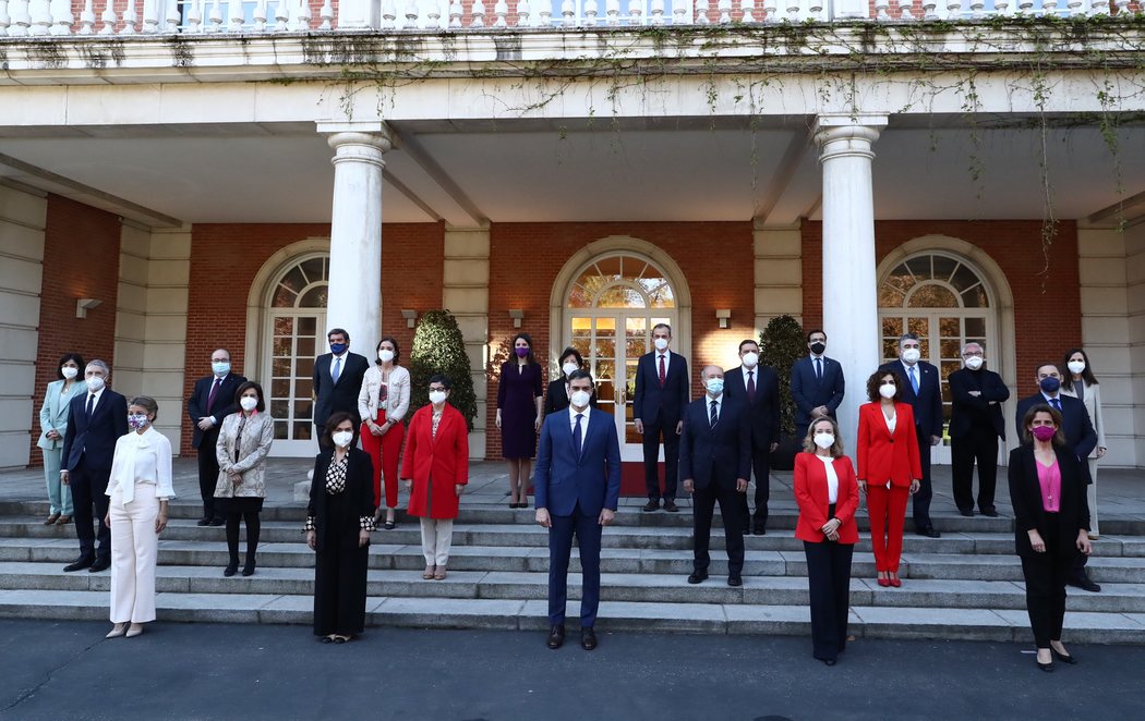 Nueva foto de familia del Gobierno tras los últimos cambios en el Ejecutivo