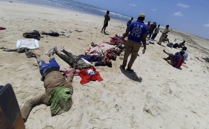 Al menos 42 personas migrantes mueren ahogadas frente a las costas de Yibuti
