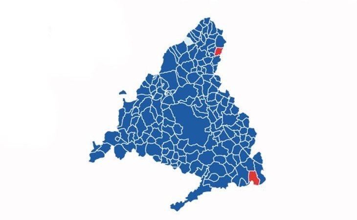 Ayuso tiñe de azul el mapa de la Comunidad de Madrid, incluidos los 21 distritos de la capital
