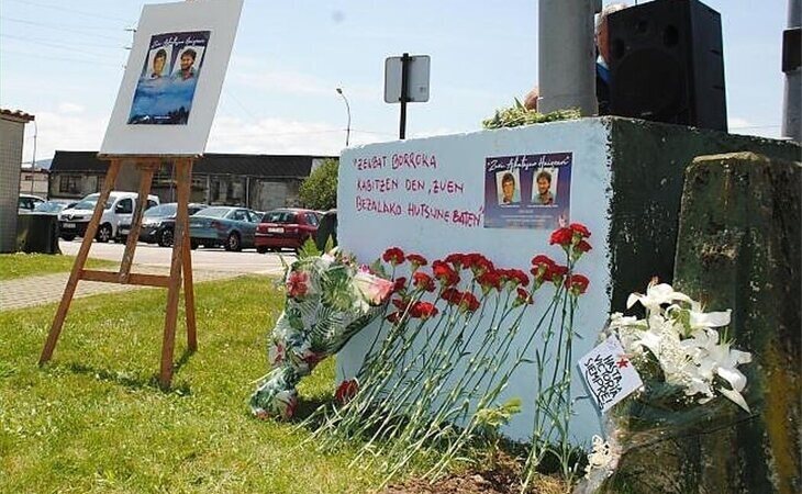 Homenajean a los miembros de ETA que atentaron contra el cuartel de la Guardia Civil en Vic con 10 muertos